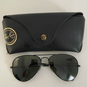 Black Ray Ban Large Aviator Metal W3354